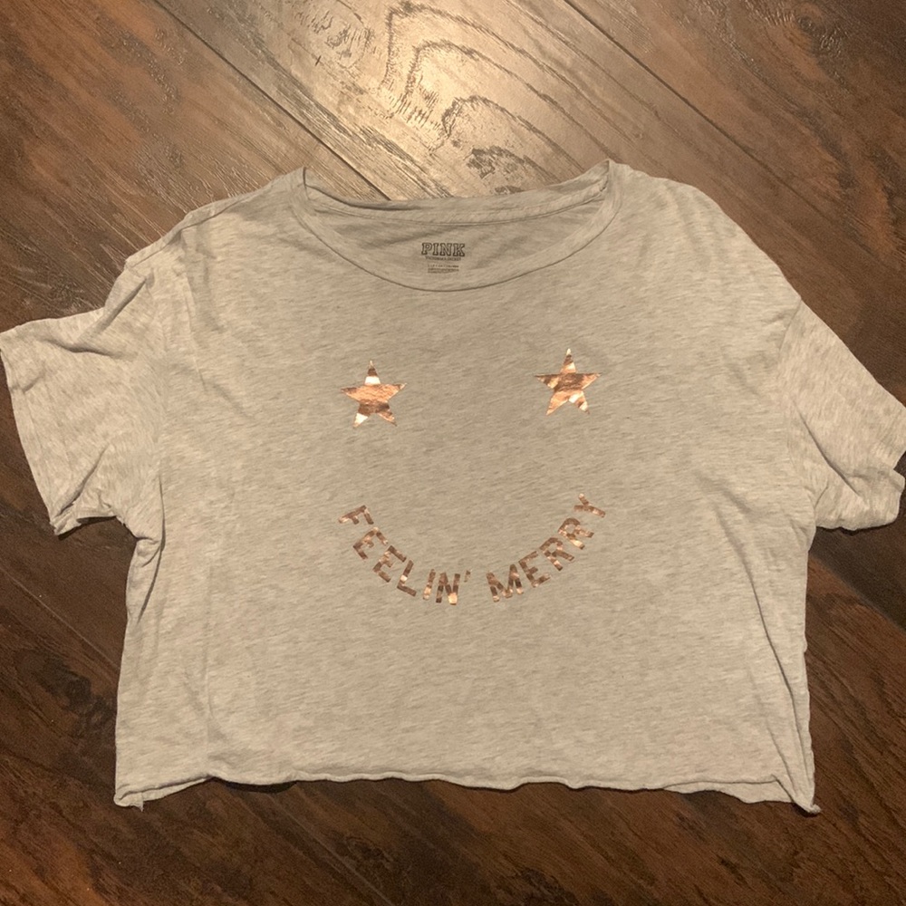 FEELING MERRY PINK Crop Tee